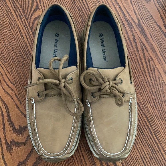 Women Loafers - Picture 2 of 4